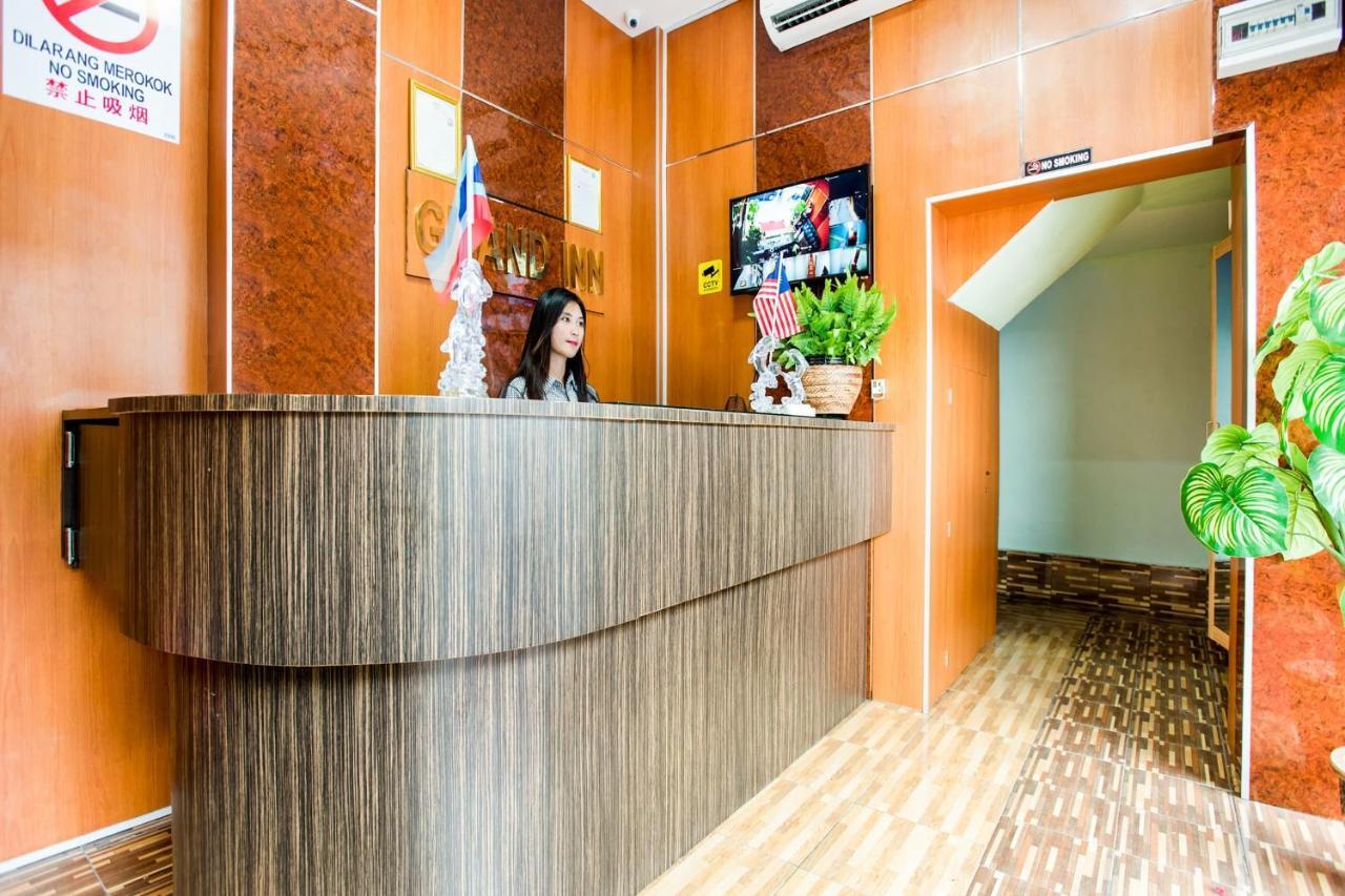 Oyo 89712 Grand Inn Semporna Exterior foto